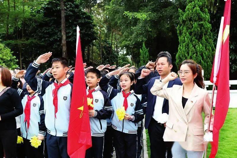 大学拿奖金很难吗？游戏画面